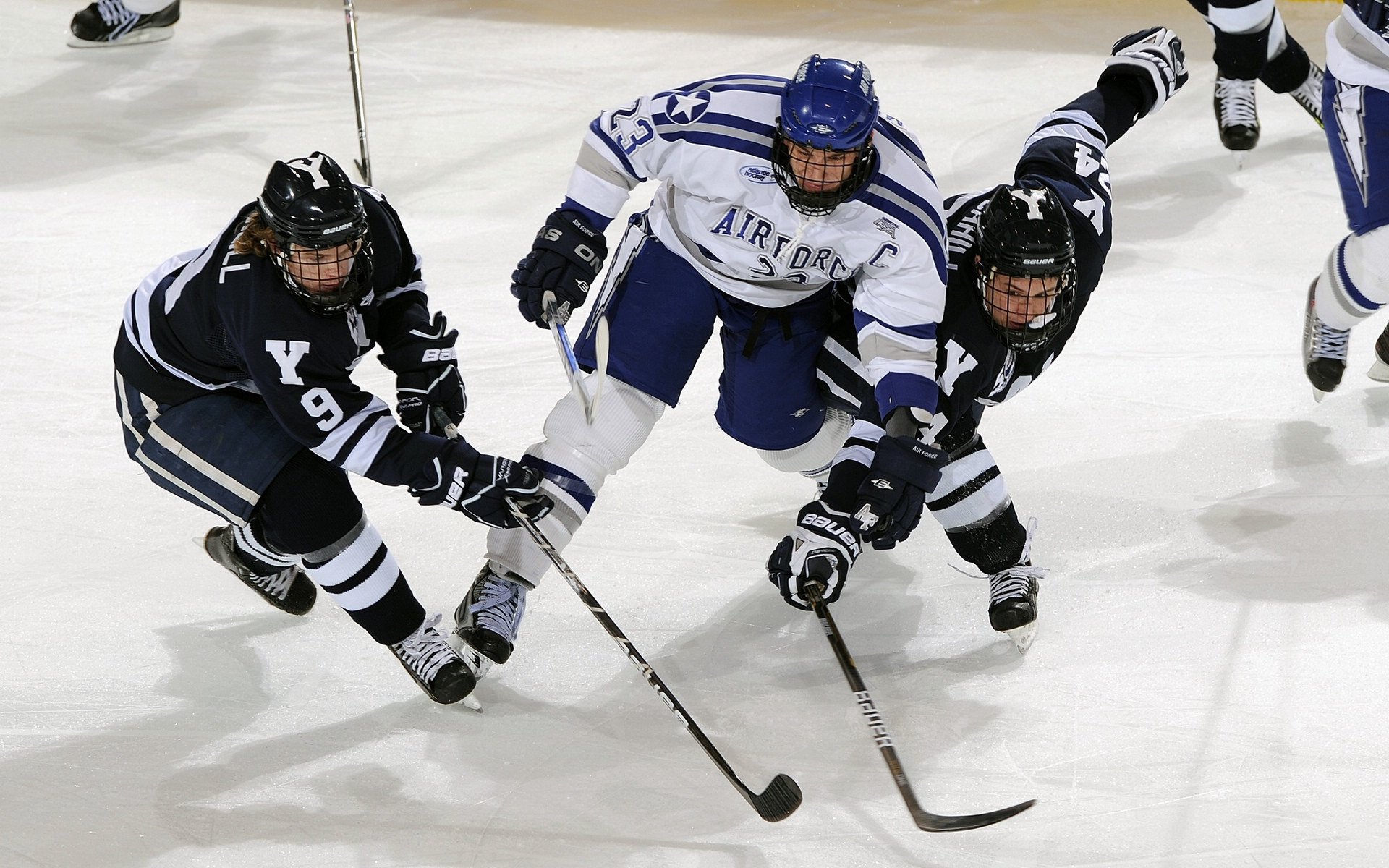 开云真人体育娱乐-法甲：里尔在客场取胜，为争冠增添变数，里尔夺得法甲冠军